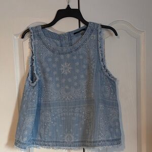 T Tahari Light Blue Paisley Tank Top